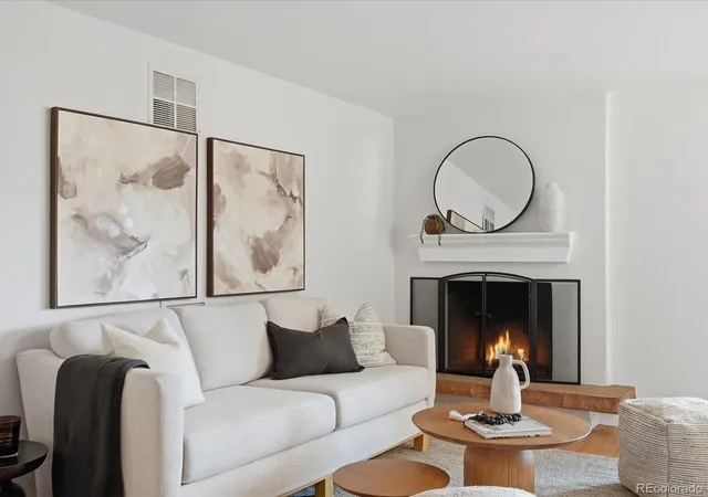 1st image of 252 N Pennsylvania St #401, Denver, CO 80203 | MLS# 7361779