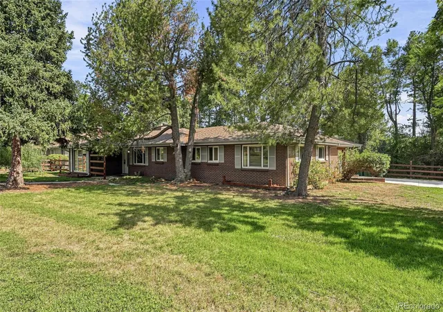 2nd image of 7990 Crest Dr, Lakewood, CO 80214 | MLS# 8662599