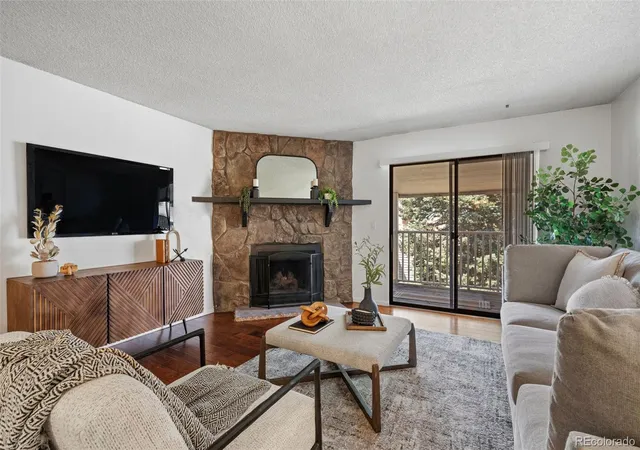 1st image of 943 S Zeno Wy #207, Aurora, CO 80017 | MLS# 6971016