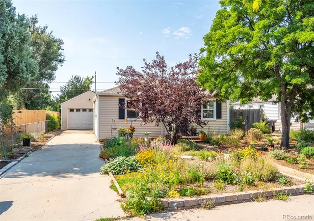 2nd image of 6840 Reno Dr, Arvada, CO 80002 | MLS# 3074759