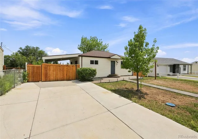 Photo 3 of Single family home for sale at 118 S Yates Way, Denver, CO 80219 | MLS# 4181332 | Listing updated on 2026-09-16