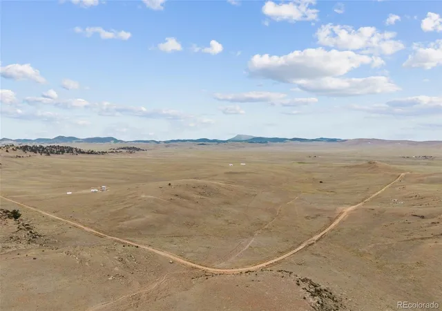 5th image of 3750 Arapahoe Rd, Hartsel, CO 80449 | MLS# 2838924
