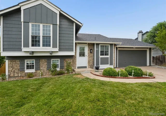 2nd image of 5832 S Netherland Cir, Centennial, CO 80015 | MLS# 8752755