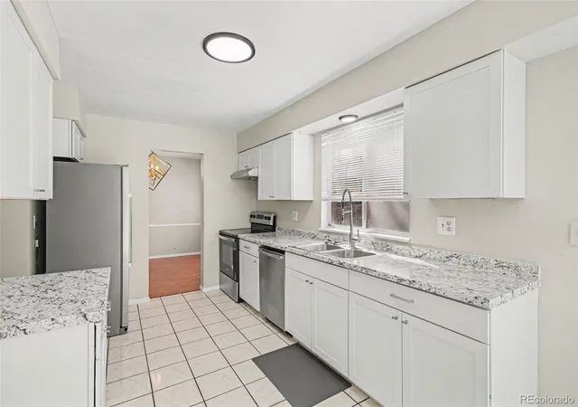 Photo 2 of Single family home for sale at 14836 E Caspian Pl, Aurora, CO 80014 | MLS# 4973395 | Listing updated on 2026-09-02