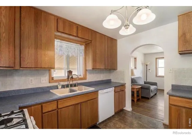 4th image of 7270 Raritan St, Denver, CO 80221 | MLS# IR1066405