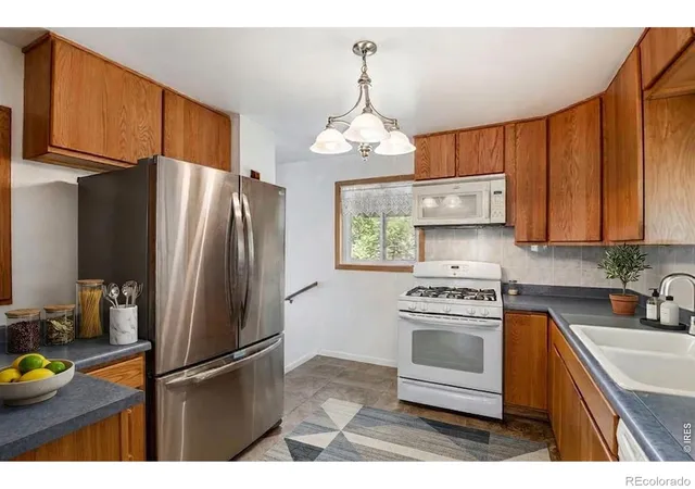 5th image of 7270 Raritan St, Denver, CO 80221 | MLS# IR1066405