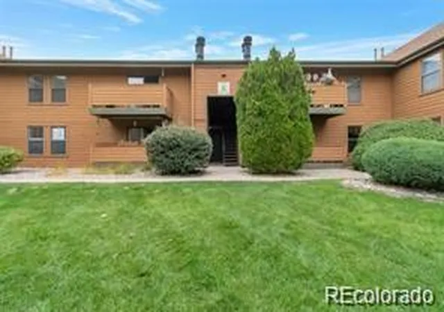 2nd image of 3335 S Ammons St #6-104, Lakewood, CO 80227 | MLS# 9825161