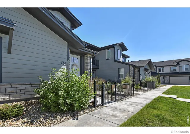 image of 6826 School House Dr, Timnath, CO 80547