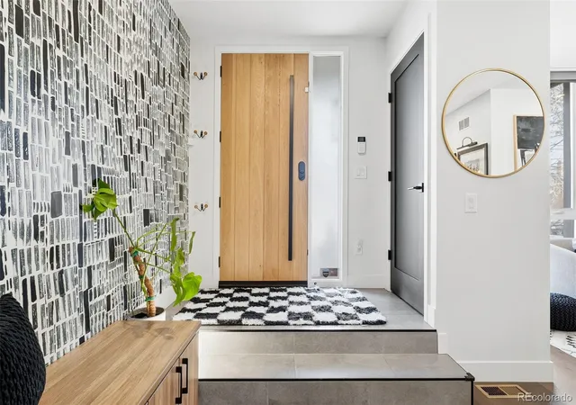 3rd image of 3885 Stuart St, Denver, CO 80212 | MLS# 4207402