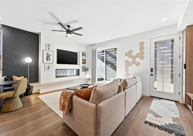 5th image of 3885 Stuart St, Denver, CO 80212 | MLS# 4207402