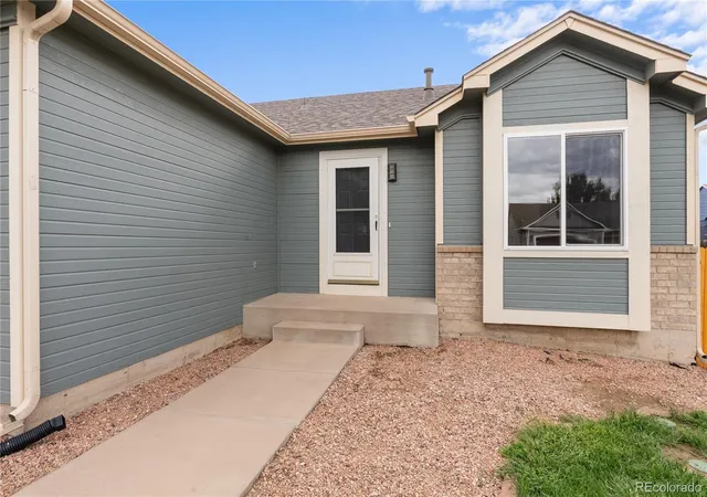 Photo 3 of Single family home for sale at 890 Candlestar Loop N, Fountain, CO 80817 | MLS# 6241802 | Listing updated on 2026-09-21