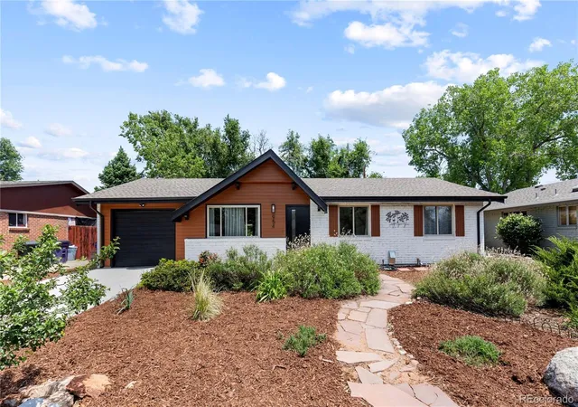 1st image of 954 S Ivy St, Denver, CO 80224 | MLS# 4317088