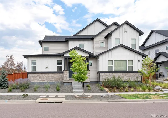2nd image of 9751 E 62nd Dr, Denver, CO 80238 | MLS# 9504278