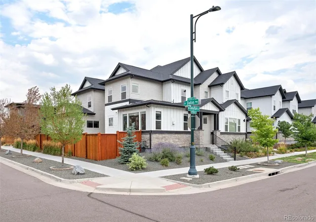 3rd image of 9751 E 62Nd Dr, Denver, CO 80238 | MLS# 9504278