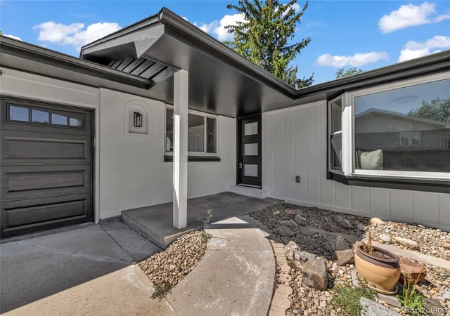 3rd image of 6942 W 68Th Pl, Arvada, CO 80003 | MLS# 4416392