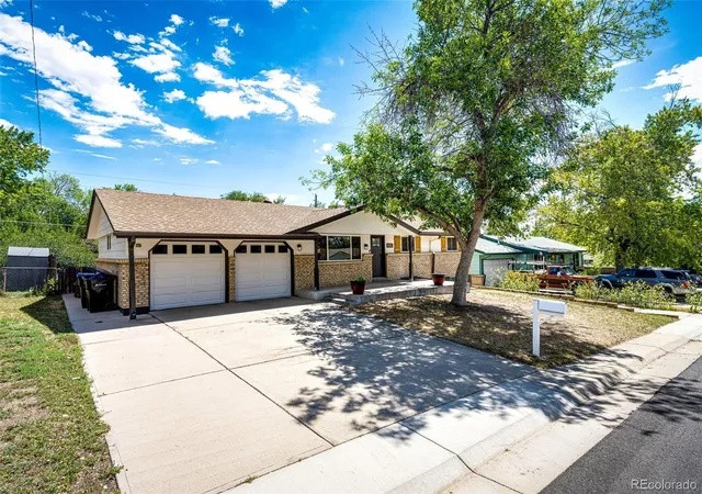 3rd image of 7124 Ingalls Ct, Arvada, CO 80003 | MLS# 6972975