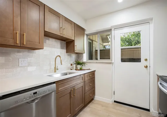 Photo 3 of Condo for sale at 549 Detroit St, Denver, CO 80206 | MLS# 8143418 | Listing updated on 2026-10-22