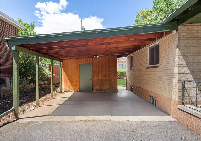 28th image of 2331 S Wolff St, Denver, CO 80219 | MLS# 3083996
