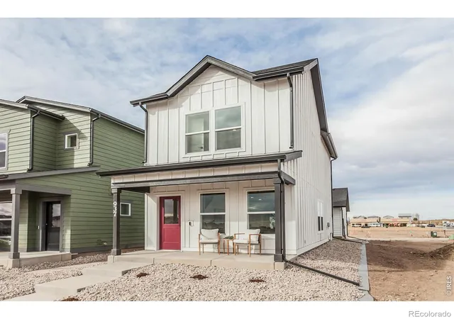 3rd image of 928 Trumpet Ln, Windsor, CO 80550 | MLS# IR1066434