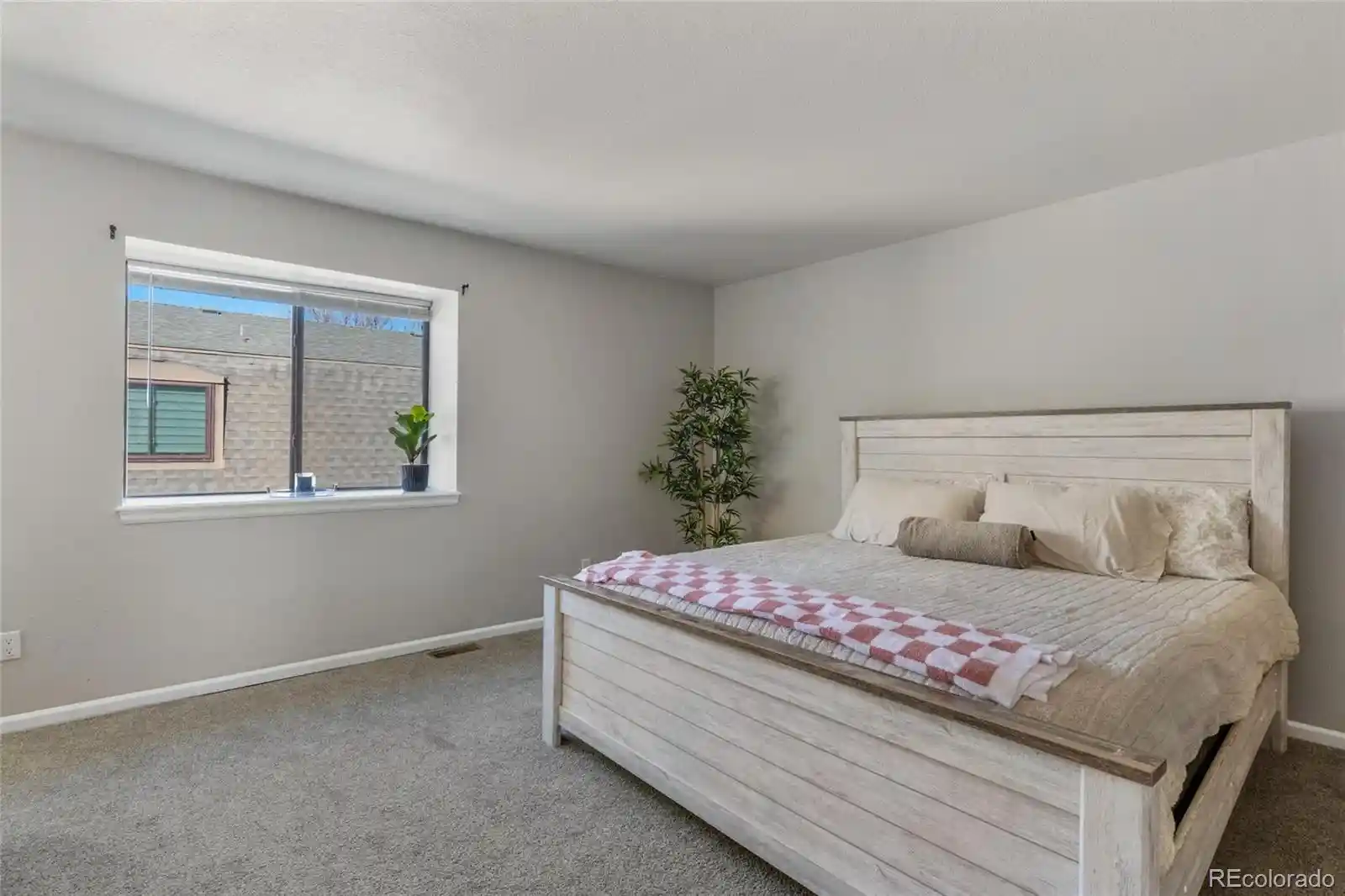 Listing Photo 18 - Condo for sale in building located at 1379 S Idalia St, Aurora, CO 80017 - Unit #C