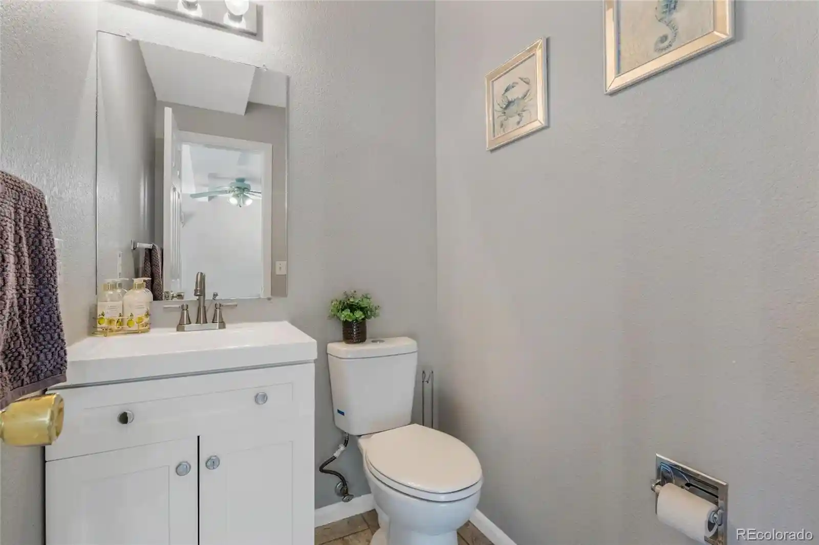 Listing Photo 6 - Condo for sale in building located at 1379 S Idalia St, Aurora, CO 80017 - Unit #C