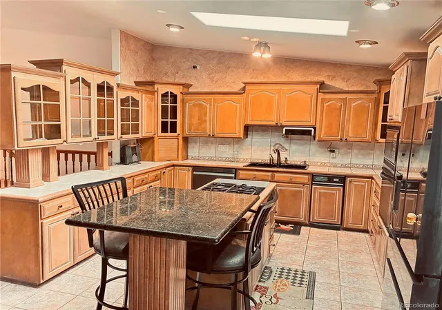 3rd image of 1223 E Rio Grande St, Colorado Springs, CO 80910 | MLS# 3100027
