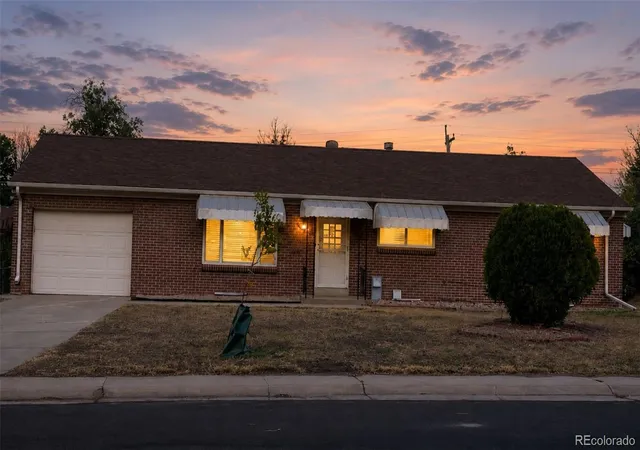 1st image of 442 Fulton St, Aurora, CO 80010 | MLS# 6206178