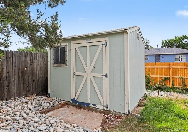 21st image of 5534 Xanadu St, Denver, CO 80239 | MLS# 6515159