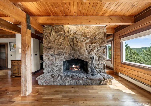 4th image of 3890 S Sky Line Dr, Evergreen, CO 80439 | MLS# 9820821