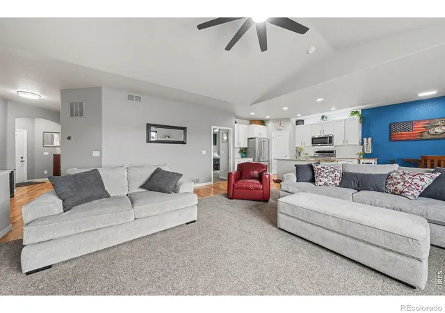 Photo 3 of Single family home for sale at 1194 Sunrise Cir, Milliken, CO 80543 | MLS# IR1066442 | Listing updated on 2026-08-14