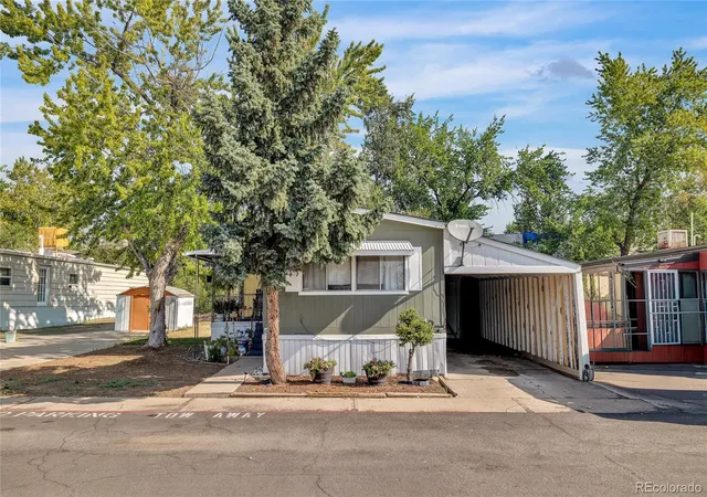 Photo 3 of Manufactured home for sale at 2100 W 100 Avenue, Thornton, CO 80260 | MLS# 6250406 | Listing updated on 2026-08-14