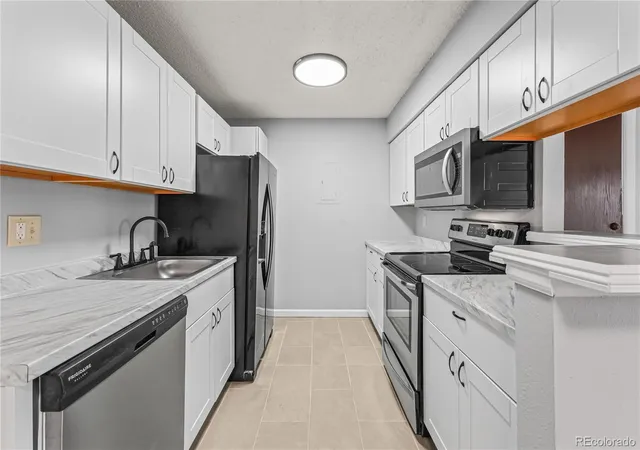 4th image of 10150 E Virginia Ave #205, Denver, CO 80247 | MLS# 5334332