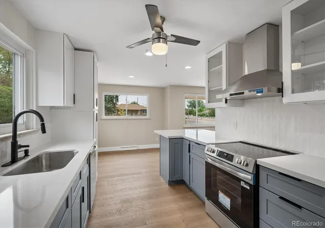 Photo 3 of Single family home for sale at 1495 S Benton St, Lakewood, CO 80232 | MLS# 4147237 | Listing updated on 2026-10-01