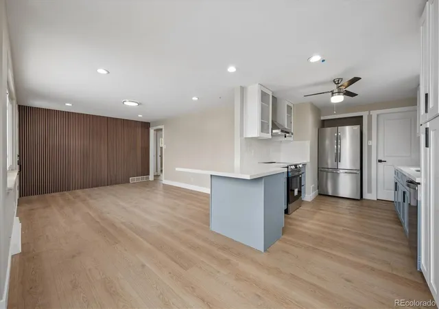 Photo 3 of Single family home for sale at 1495 S Benton St, Lakewood, CO 80232 | MLS# 4147237 | Listing updated on 2026-10-01