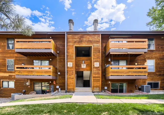 17th image of 429 Wright St #106, Lakewood, CO 80228 | MLS# 9059144