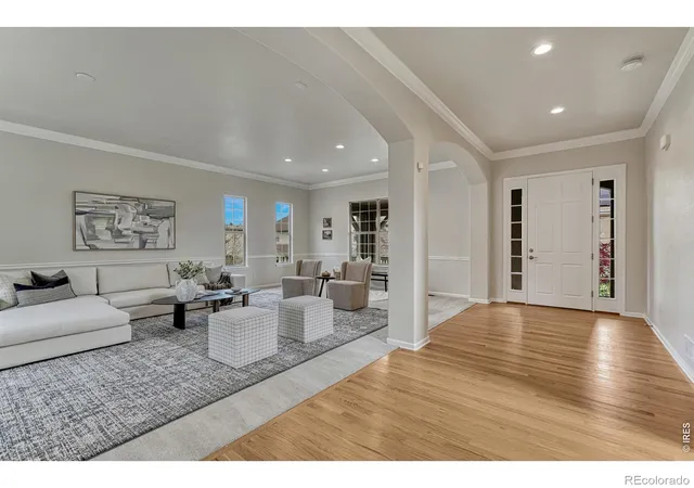 3rd image of 10360 Bluffmont Dr, Lone Tree, CO 80124 | MLS# IR1066459