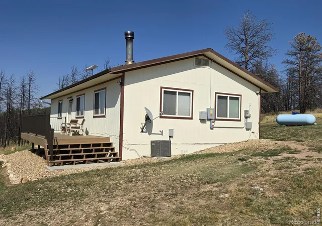 Photo 3 of Single family home for sale at 1002 Spruce Mountain Dr, Drake, CO 80515 | MLS# IR1066473 | Listing updated on 2026-08-25