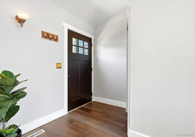 3rd image of 18954 W 61St Pl, Golden, CO 80403 | MLS# 4501179