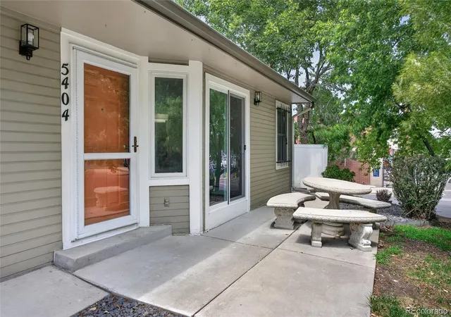 Photo 2 of Townhouse for sale at 5404 W 17th Avenue, Lakewood, CO 80214 | MLS# 2191284 | Listing updated on 2026-10-06