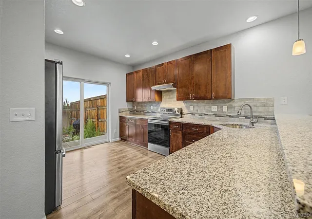 4th image of 1080 Viewridge Rd, Bennett, CO 80102 | MLS# 5381992