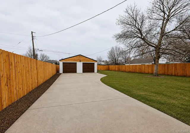 2nd image of 3285 S Elati St, Englewood, CO 80110 | MLS# 8131311