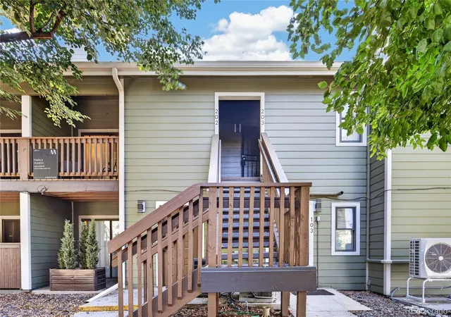 1st image of 540 S Forest St #4-202, Denver, CO 80246 | MLS# 7144951