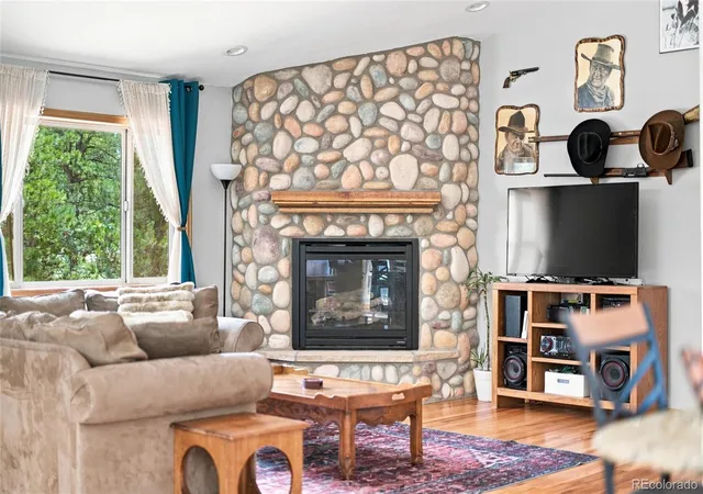 4th image of 622 Gunsmoke Dr, Bailey, CO 80421 | MLS# 9764313