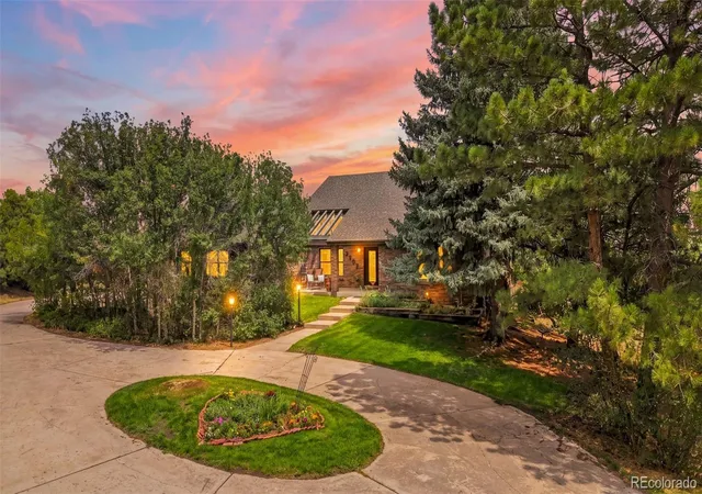 Photo 1 of Single family home for sale at 9302 N Heather Dr, Castle Rock, CO 80108 | MLS# 8668556 | Listing updated on 2026-09-11