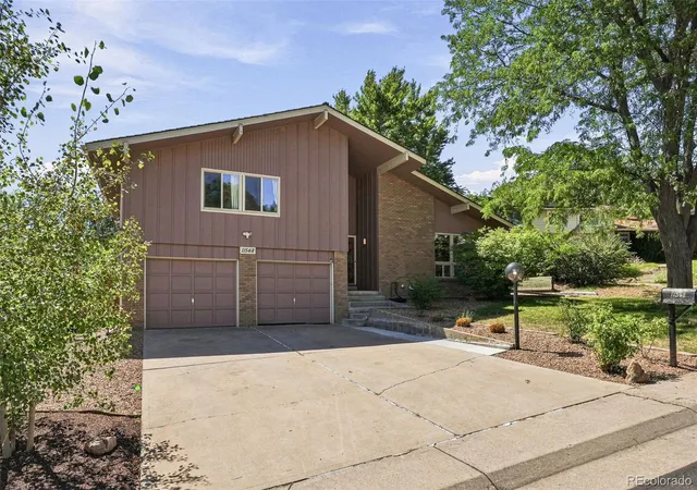 Photo 2 of Single family home for sale at 11548 W 39th Avenue, Wheat Ridge, CO 80033 | MLS# 3470585 | Listing updated on 2026-09-12