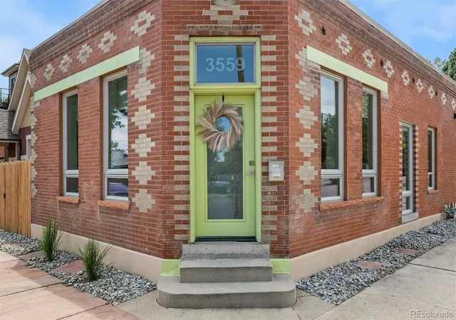 Photo 2 of Single family home for sale at 3559 N Shoshone St, Denver, CO 80211 | MLS# 7793236 | Listing updated on 2026-10-05
