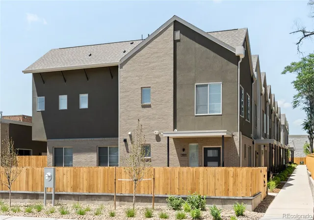 33rd image of 3901 Upham St, Wheat Ridge, CO 80033 | MLS# 4732252