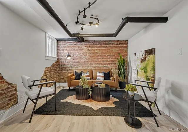 3rd image of 520 E 14Th Ave, Denver, CO 80203