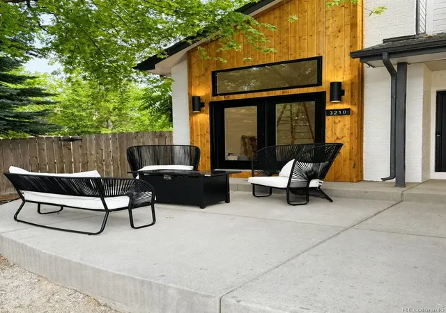 Photo 2 of Single family home for sale at 3210 Arbutus St, Golden, CO 80401 | MLS# 5478662 | Listing updated on 2026-08-29