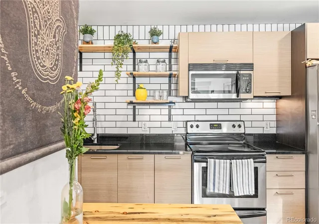 Photo 4 of Condo for sale at 2837 Vallejo St #101, Denver, CO 80211 | MLS# 9656607 | Listing updated on 2026-10-22